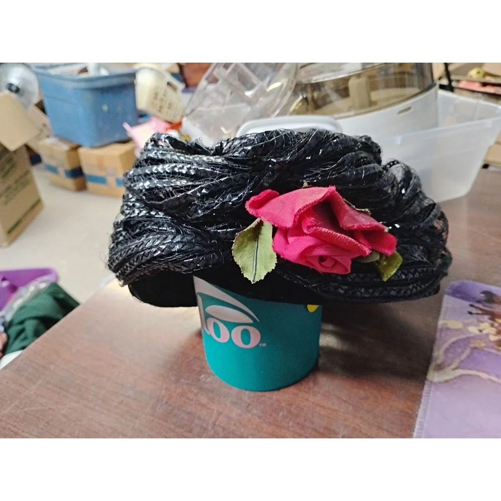 Vintage Black Woven Ladies Pillbox Hat With Roses One Size Kayser-Lilienthal